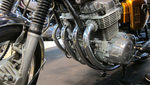 Le moteur 4 cylindres Honda allait révolutionner le monde de la moto, où il n'y avait que deux temps et bicylindre anglais.